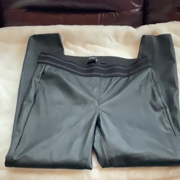 Vero Moda faux leather pants L - Picture 4 of 4